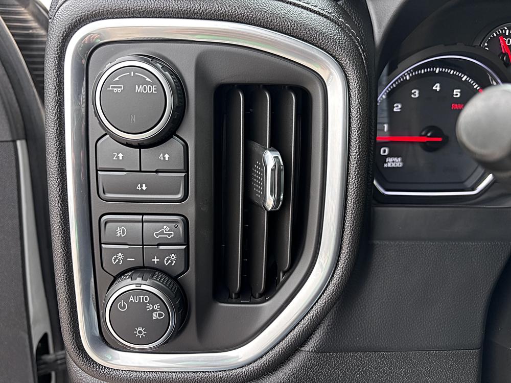 2022 Chevrolet Silverado 3500HD High Country - Photo 52