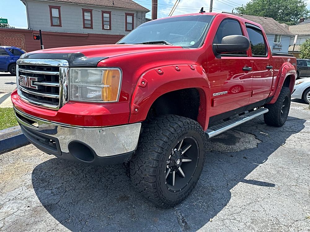 2013 GMC Sierra 4WD Crew Cab SLE SWB's photo