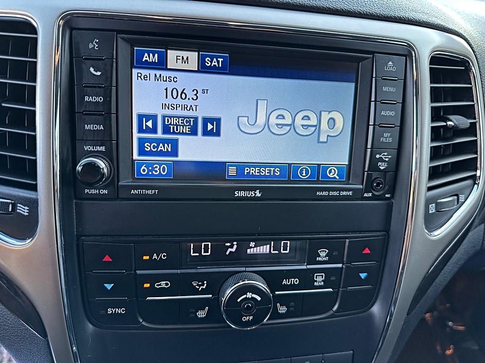 2012 Jeep Grand Cherokee Laredo - Photo 17