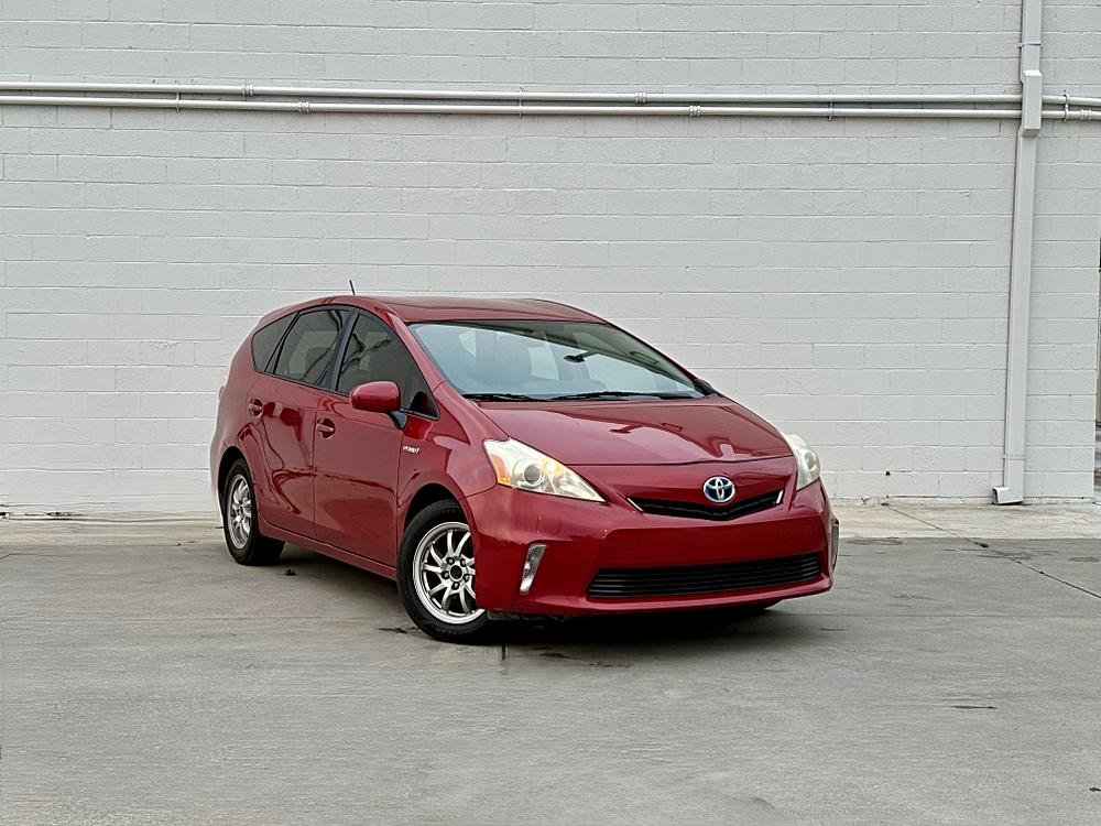 2013 Toyota Prius v Three