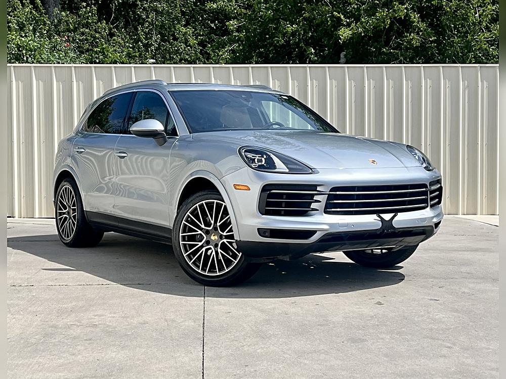 2020 Porsche Cayenne -'s photo