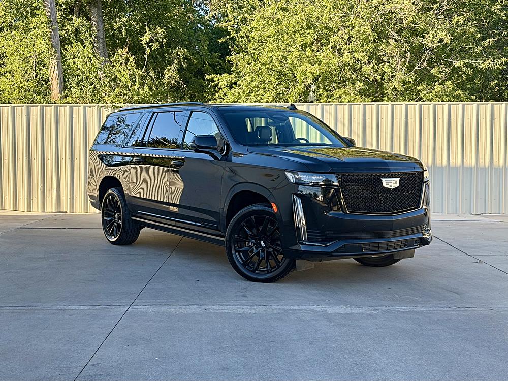 2023 Cadillac Escalade ESV