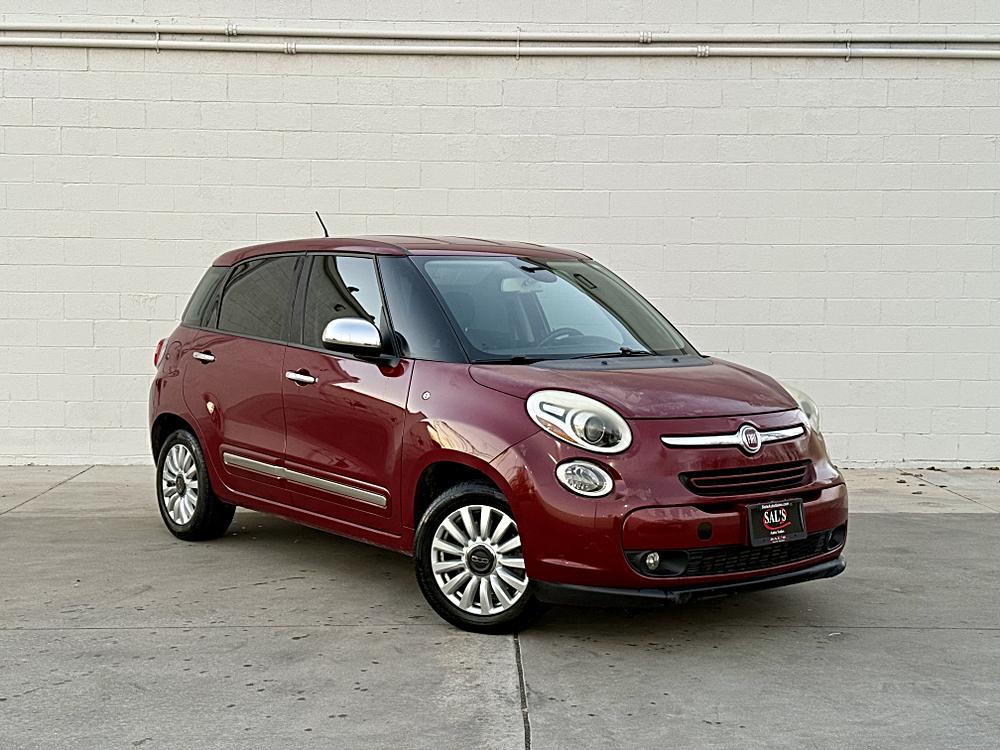 2014 FIAT 500L Lounge's photo
