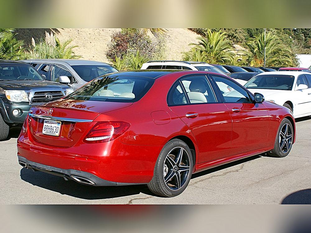2019 Mercedes-Benz E-Class E300 - Photo 11