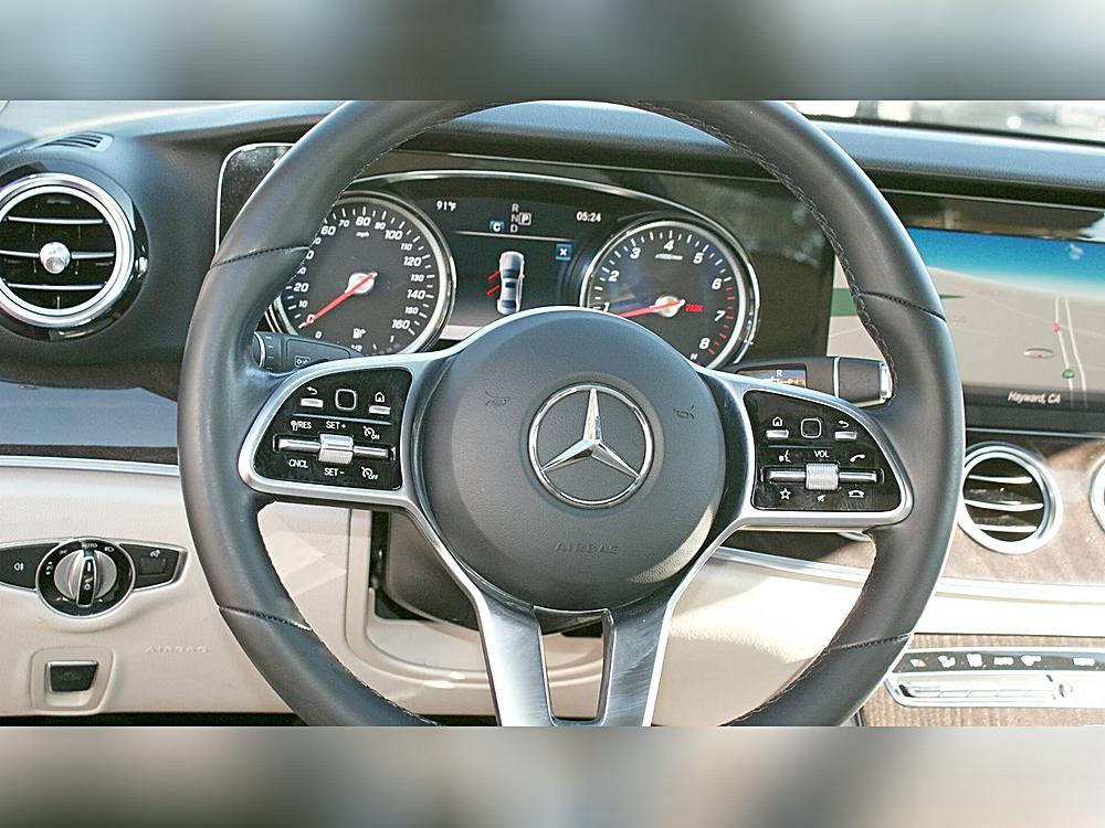 2019 Mercedes-Benz E-Class E300 - Photo 17