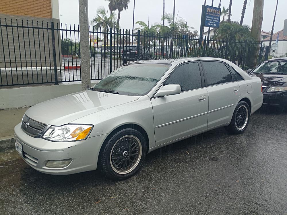 2002 Toyota Avalon XL