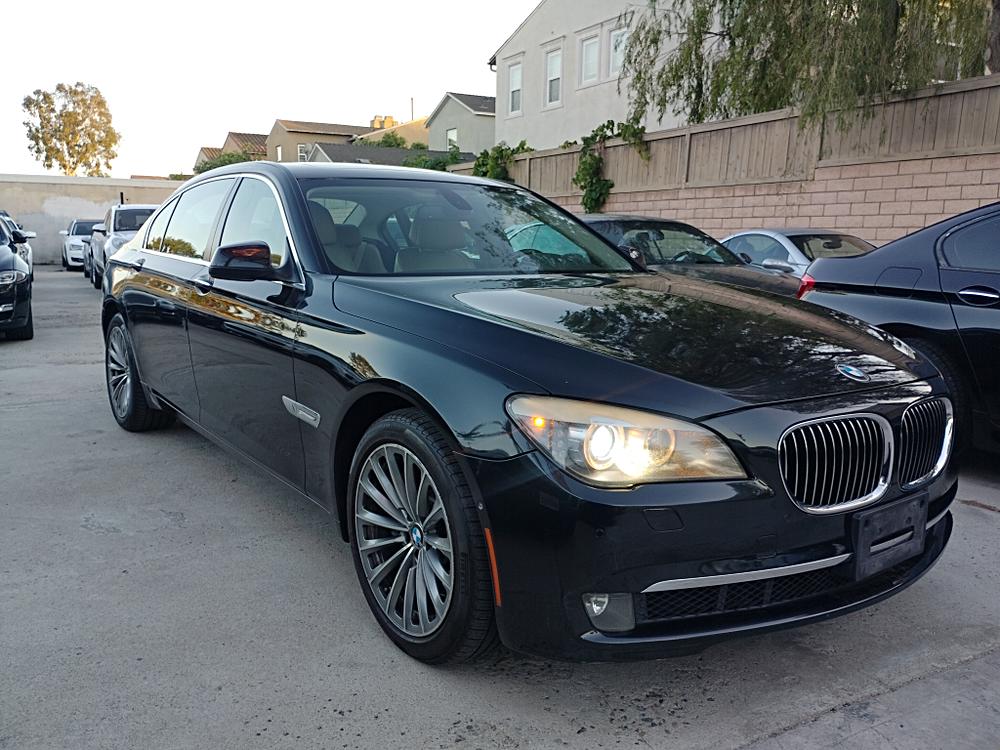 2011 BMW 7 Series 750Li's photo