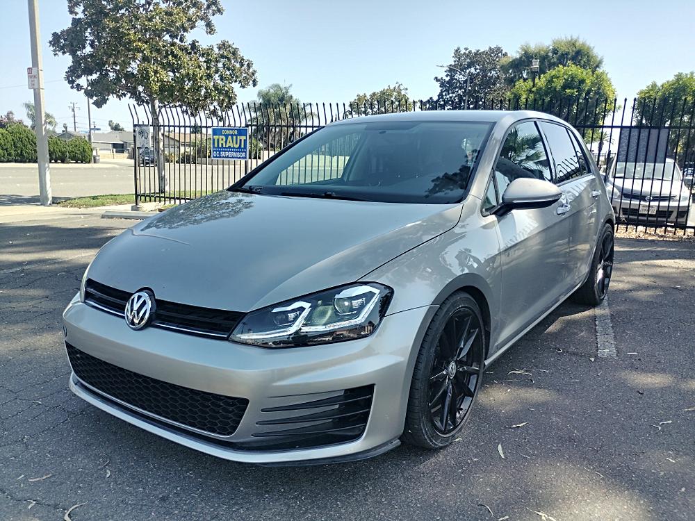 2015 Volkswagen Golf TDI S