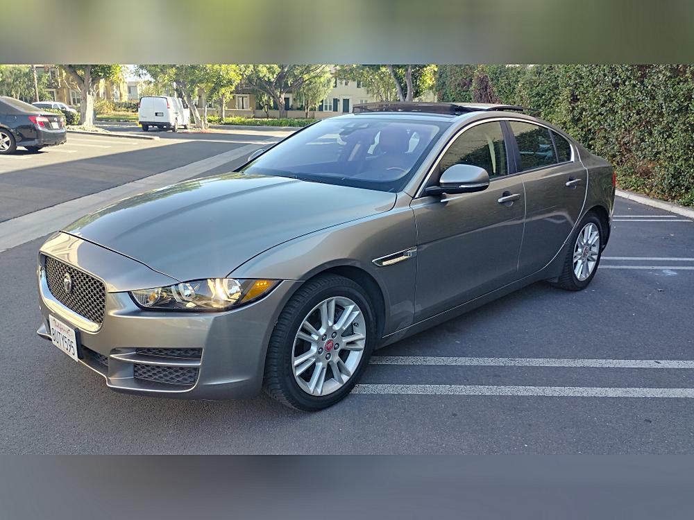 2018 Jaguar XE