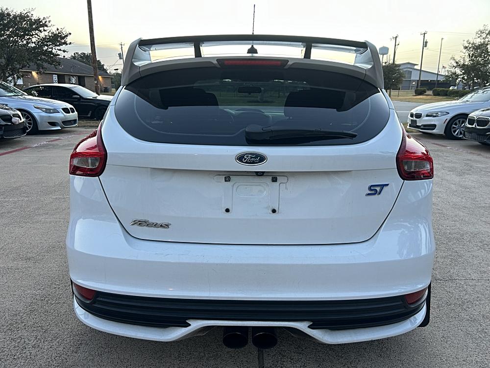 2018 Ford Focus ST - Photo 6