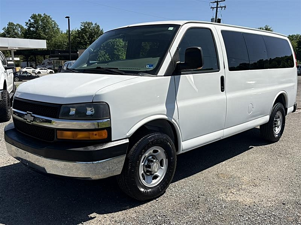 2008 CHEVROLET EXPRESS PASSENGER 