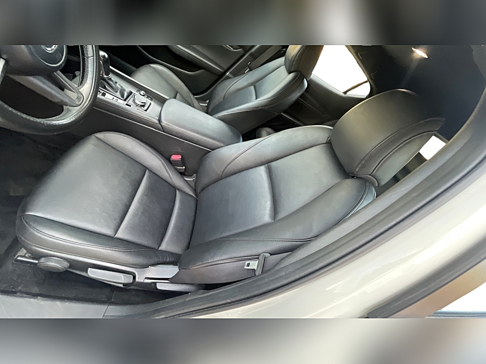 2022 Mazda Mazda3 Select - Photo 13