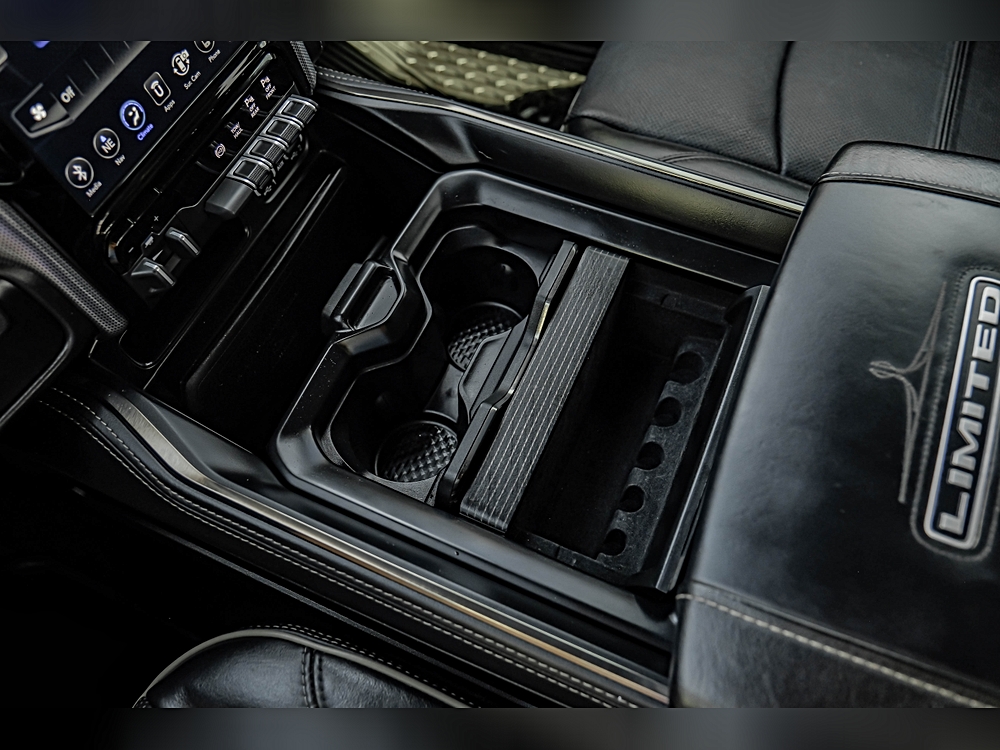 2020 RAM Ram 3500 Pickup Limited - Photo 26