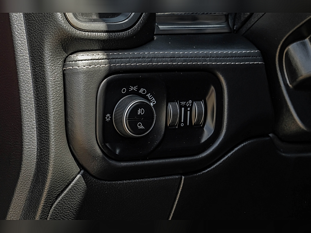2020 RAM Ram 3500 Pickup Limited - Photo 39
