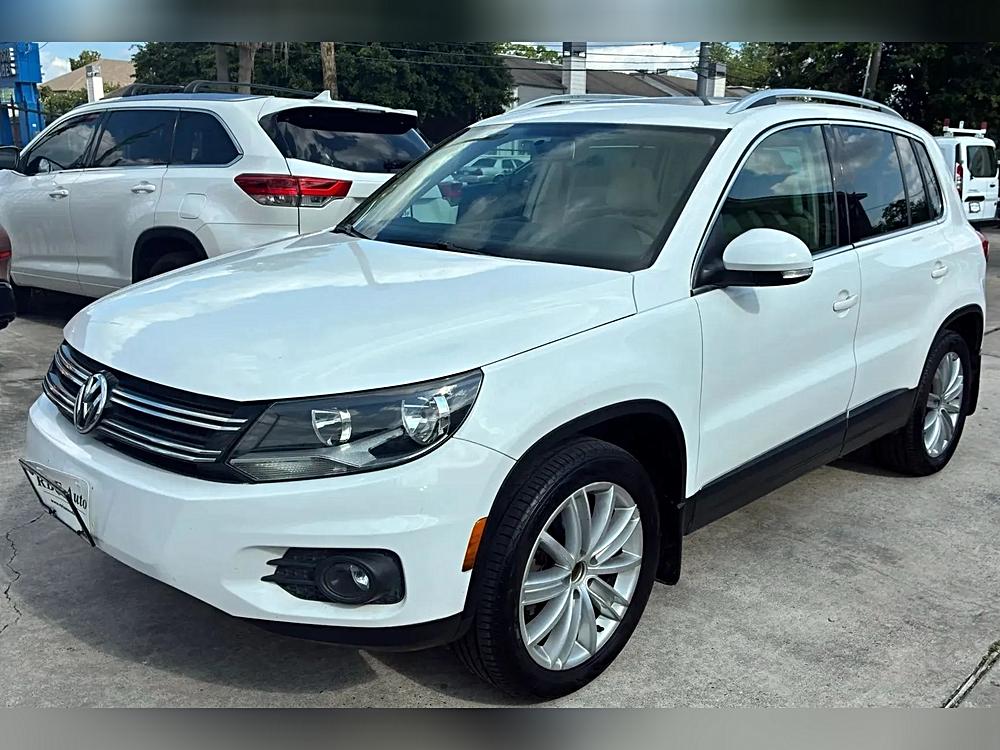 2013 Volkswagen Tiguan's photo