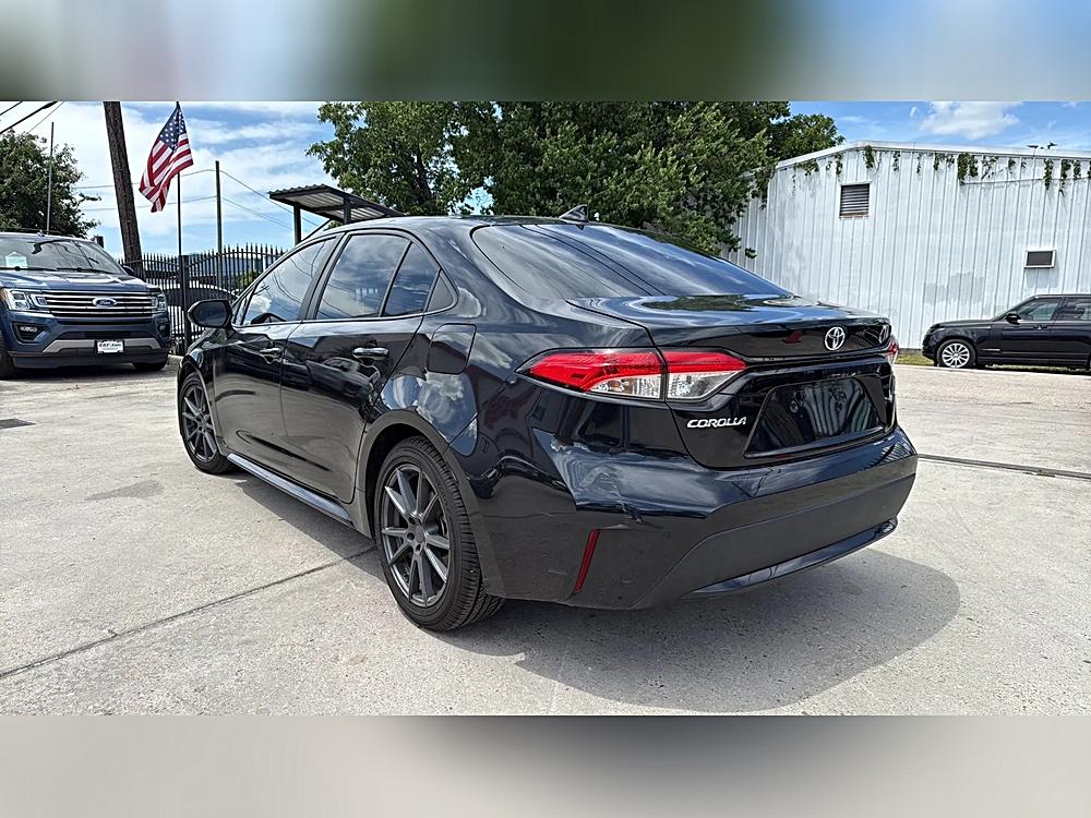 2021 Toyota Corolla LE - Photo 37