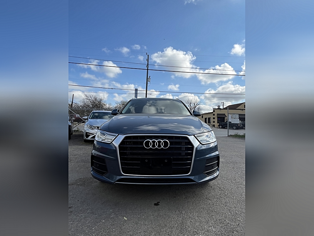 2017 Audi Q3 Premium's photo