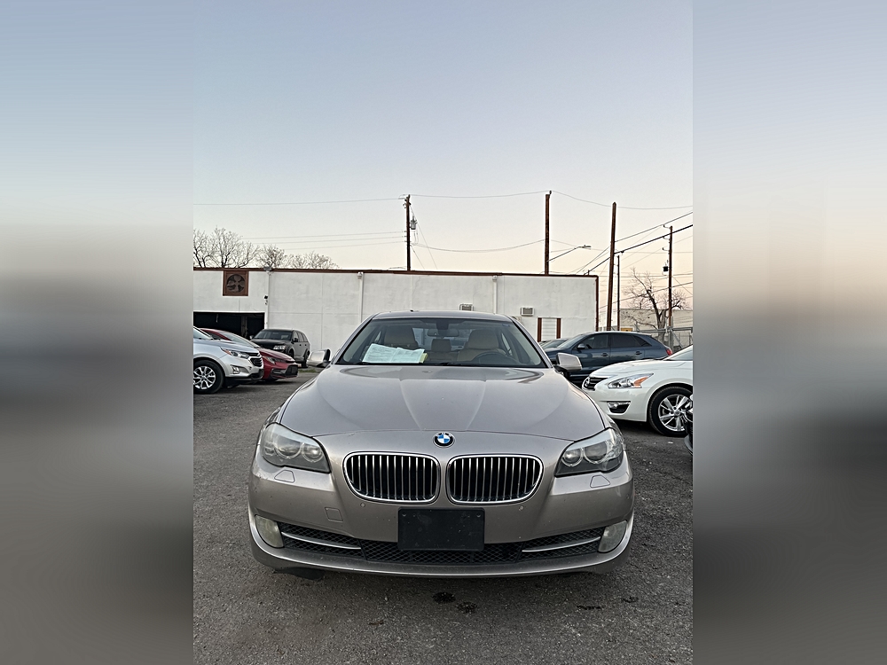 2013 BMW 5 Series 535i's photo