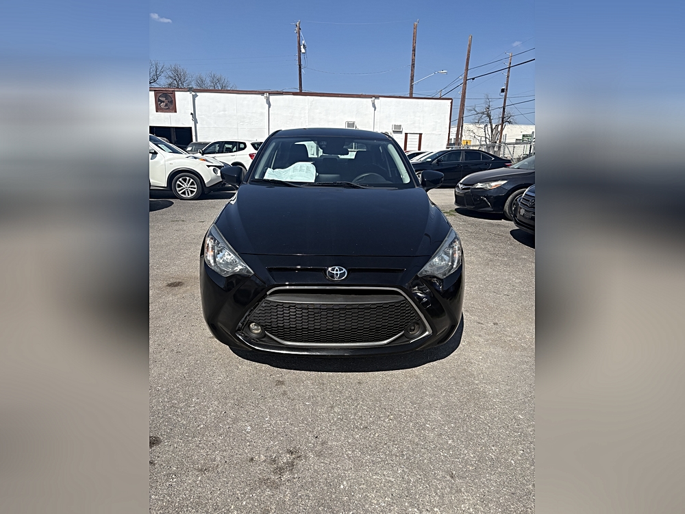 2019 Toyota Yaris LE