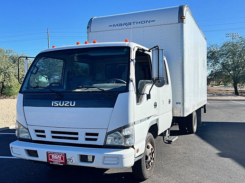2007 Isuzu NPR Base's photo
