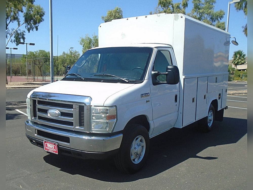 2014 Ford E-Series SRW E-350 Super Duty 138 in WB's photo