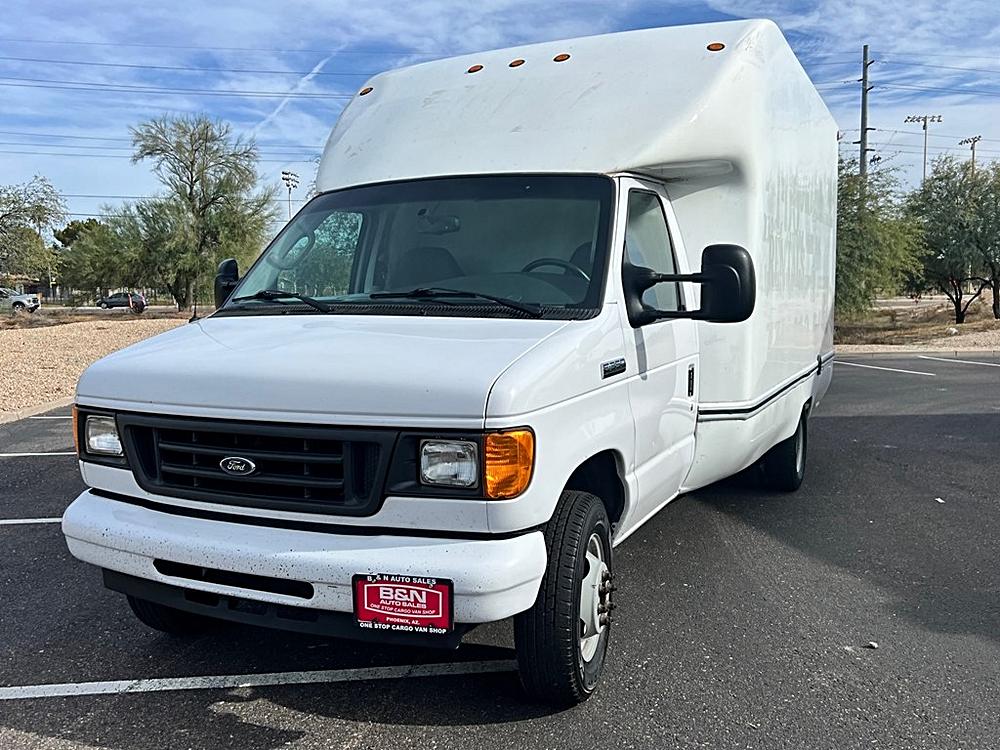 2007 Ford Econoline's photo