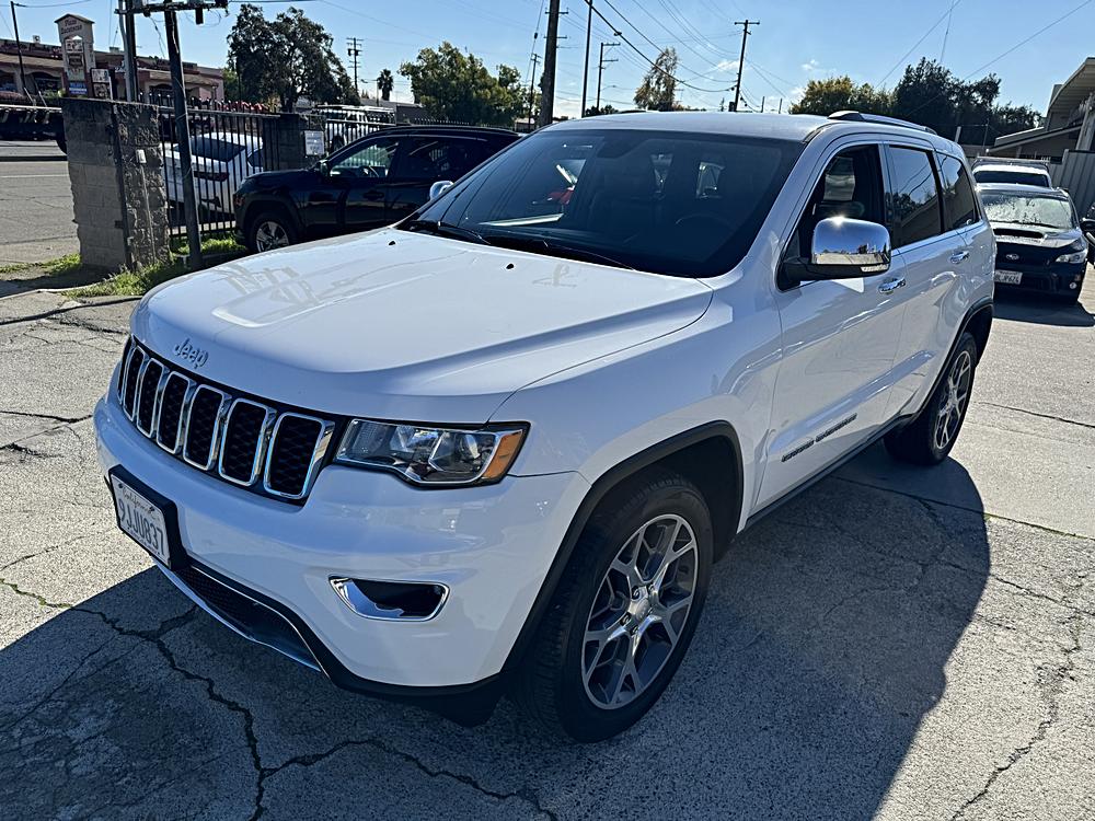 2019 Jeep Grand Cherokee Limited's photo