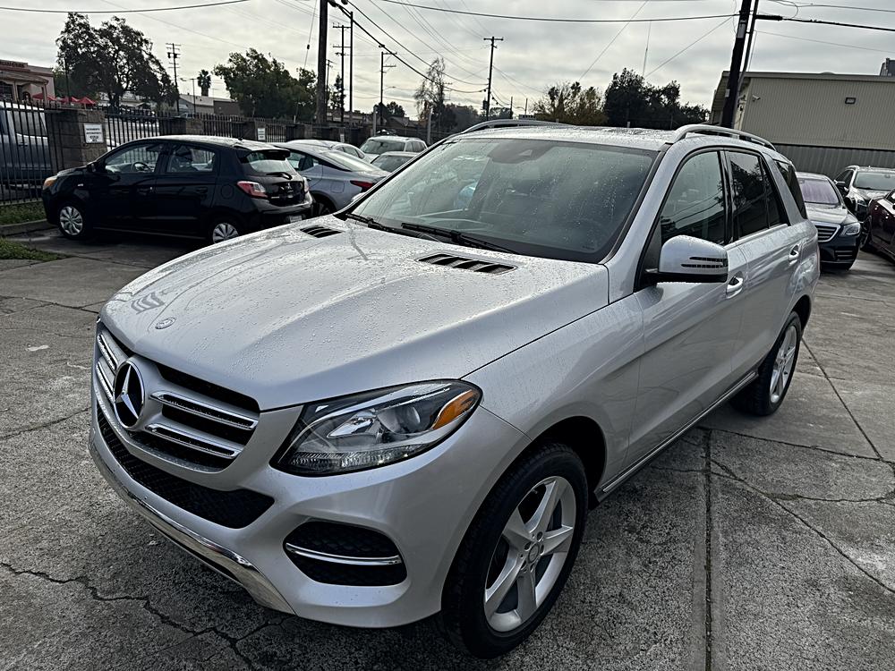 2016 Mercedes-Benz GLE-Class GLE350's photo