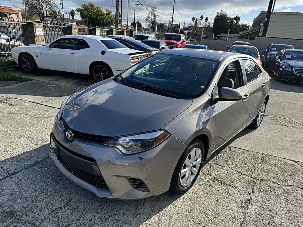2015 Toyota Corolla L's photo