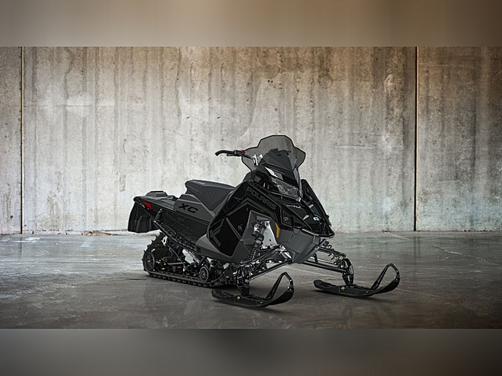 2027 Polaris 850 INDY XC 137 Gloss Black ES
