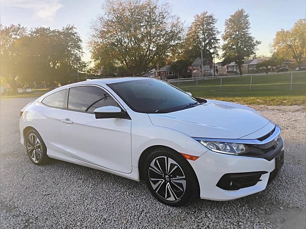 2018 Honda Civic EX-T's photo