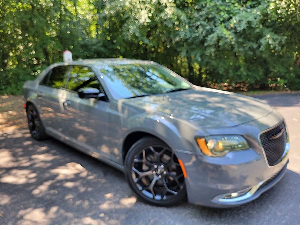 2019 Chrysler 300