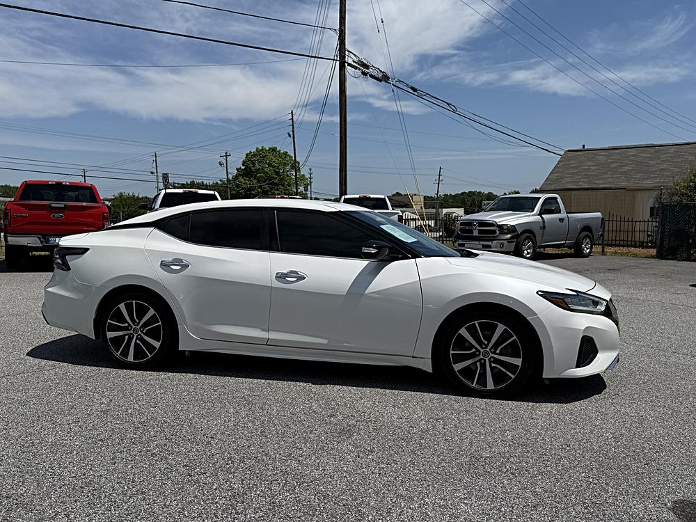 2020 Nissan Maxima S's photo