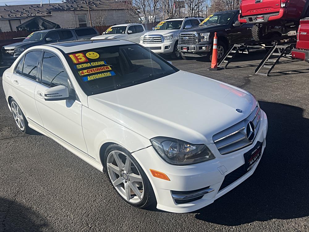 2013 Mercedes-Benz C-Class C250 Luxury's photo