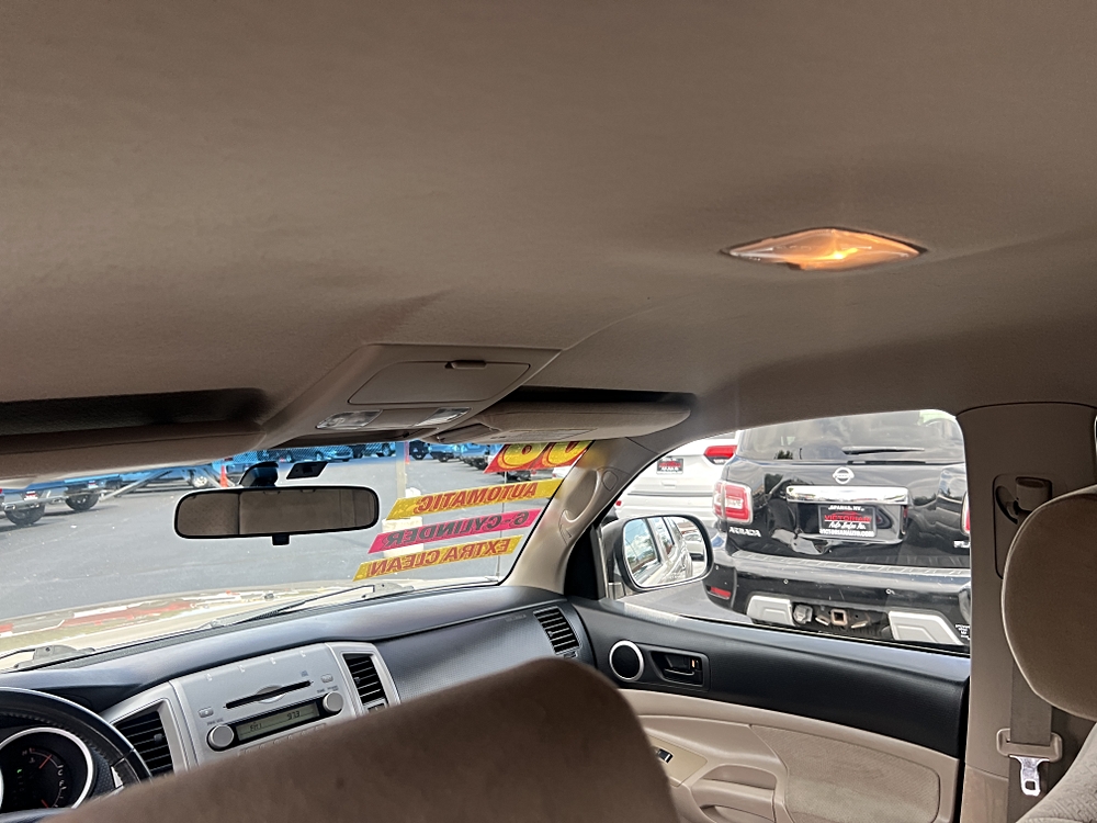2017 Toyota Tacoma SR5 - Photo 32