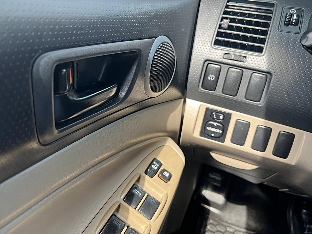 2017 Toyota Tacoma SR5 - Photo 38