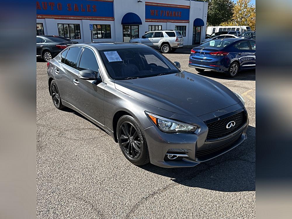 2017 INFINITI Q50 Premium