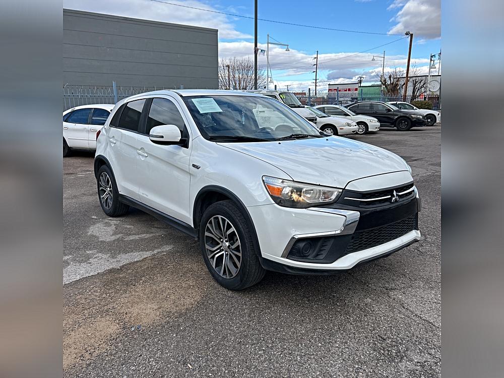 2018 Mitsubishi Outlander Sport ES's photo