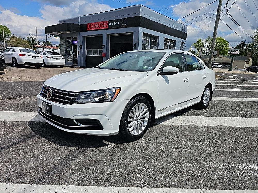 2016 Volkswagen Passat SE