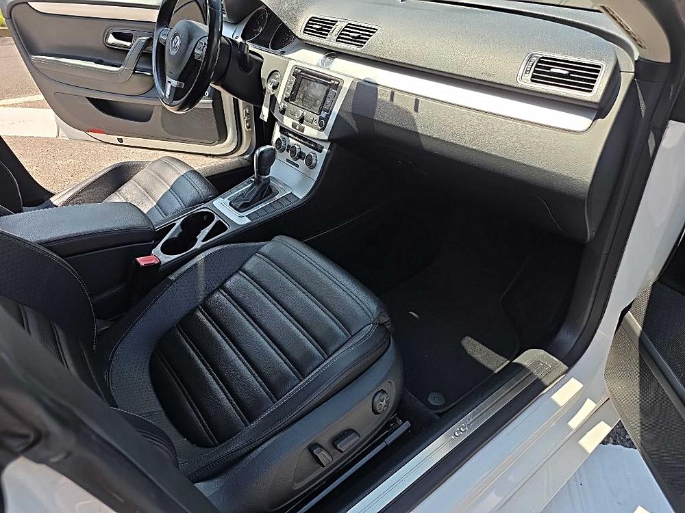 2013 Volkswagen CC R-Line - Photo 12