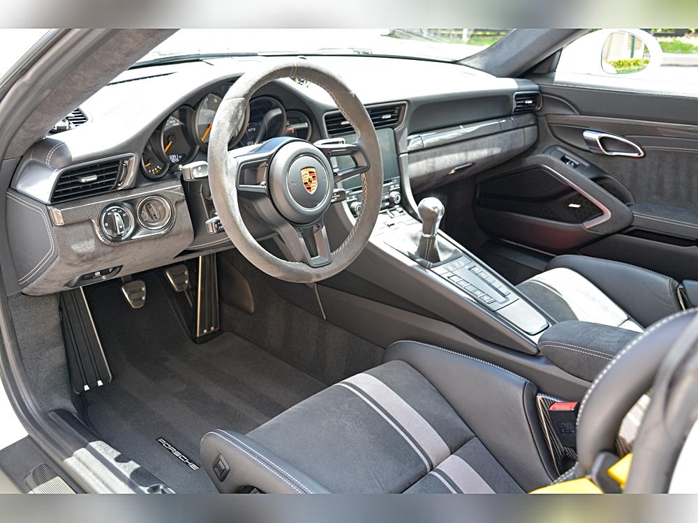 2018 Porsche 911 GT3 - Photo 19
