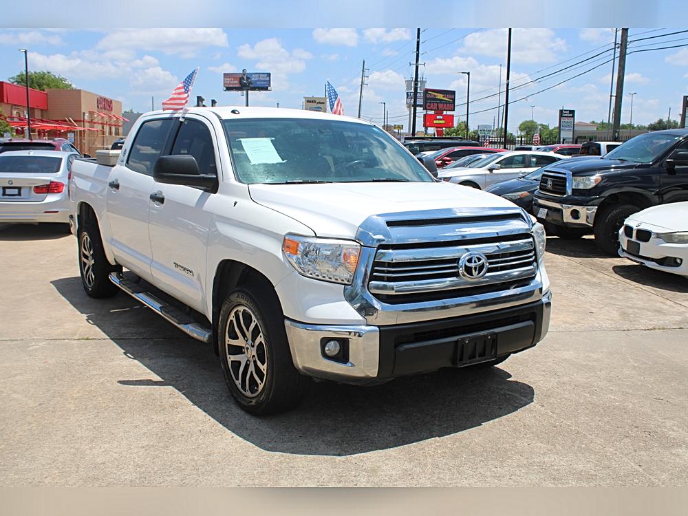 2017 Toyota Tundra SR5 CrewMax 5.5' Bed 4.6L V8