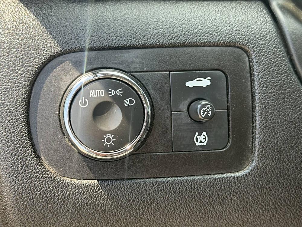 2006 Chevrolet Impala SS - Photo 14
