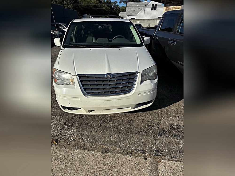 2010 Chrysler Town & Country Touring
