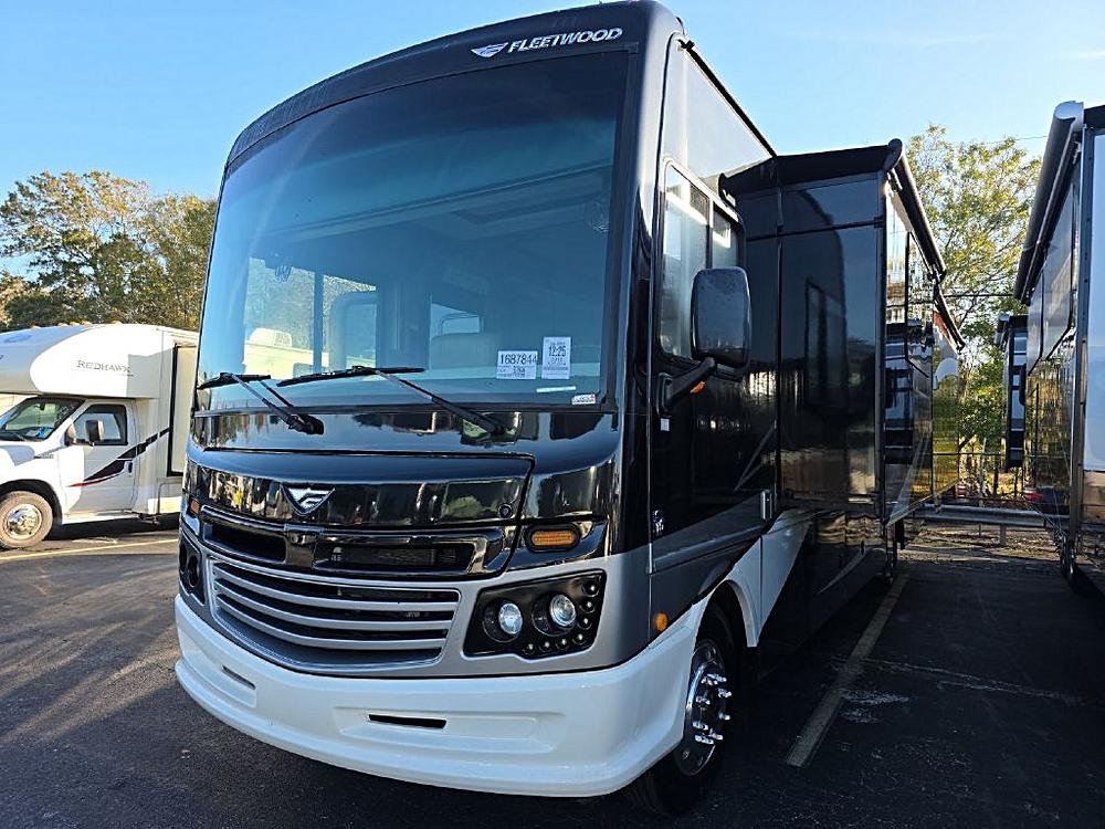 2018 Ford F-53's photo