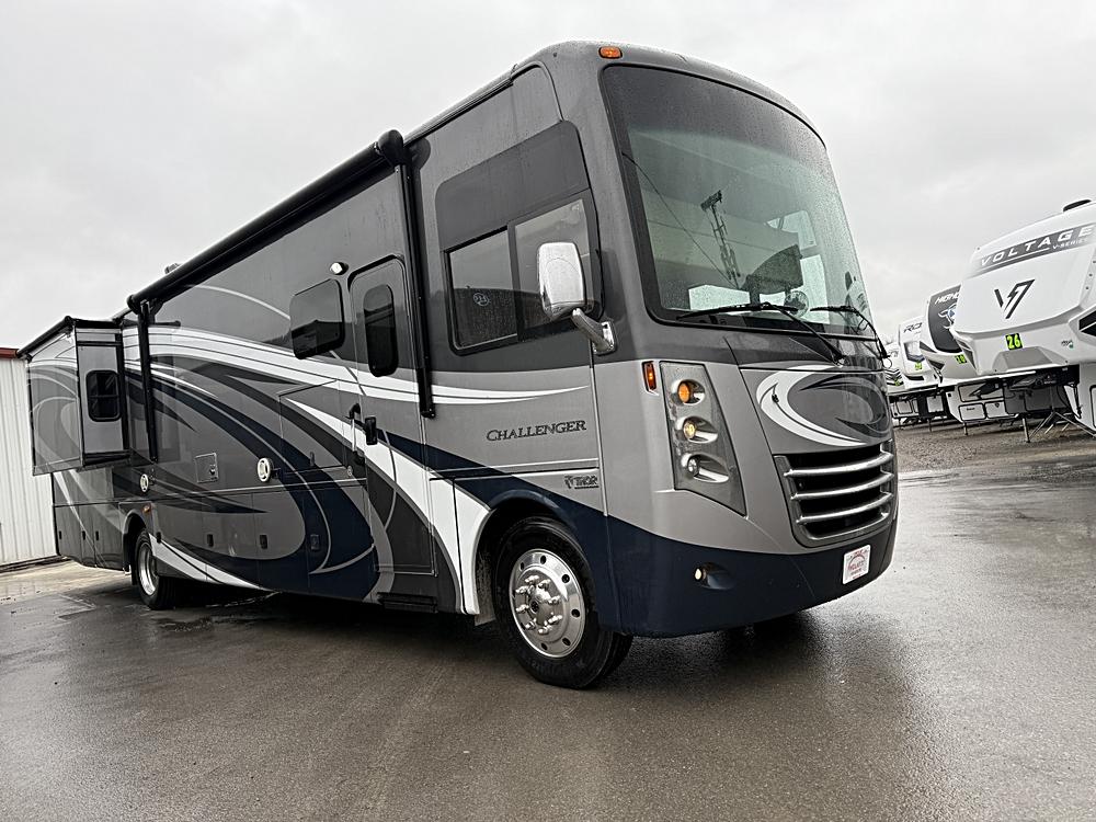 2017 Ford F-53's photo