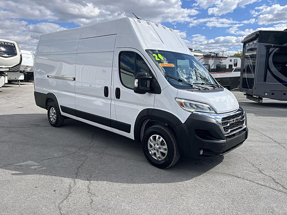 2024 RAM ProMaster 3500 SLT 159" WB Super High Roof Ext's photo