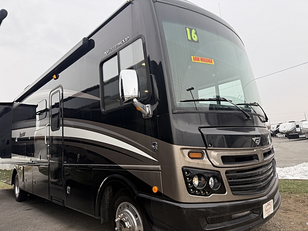 2015 Ford F-53's photo