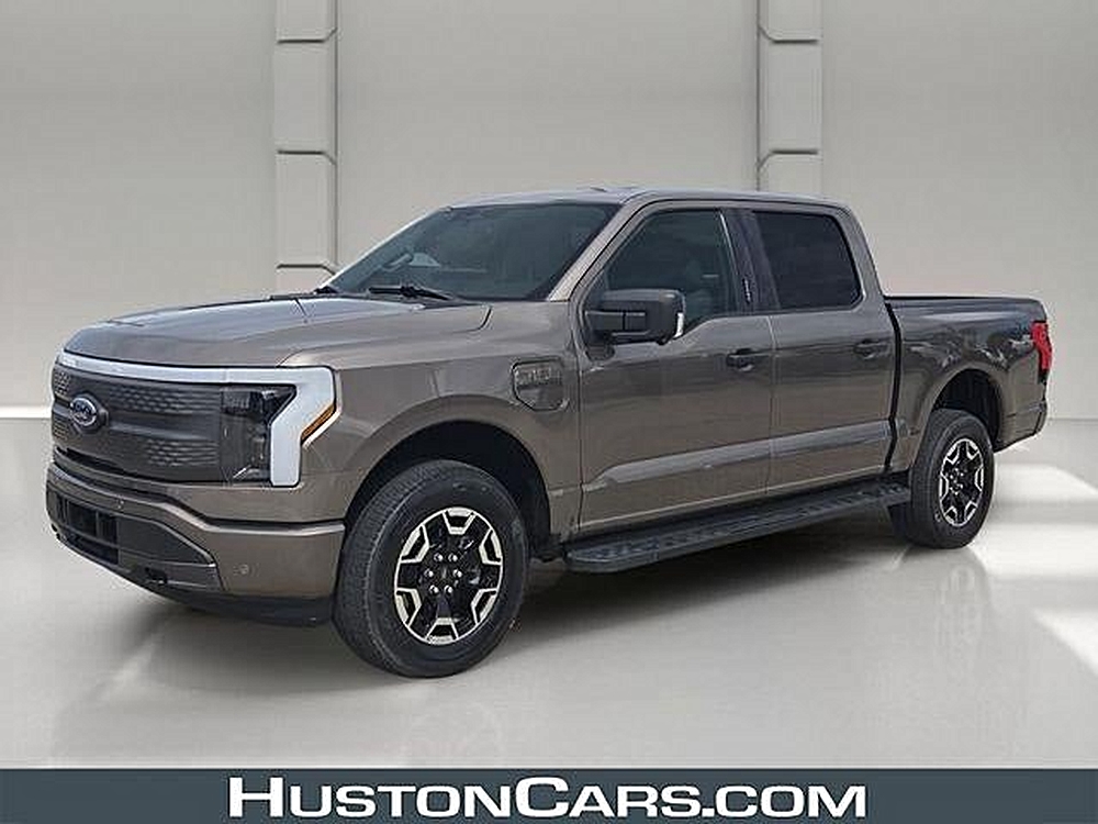 2023 Ford F-150 Lightning XLT