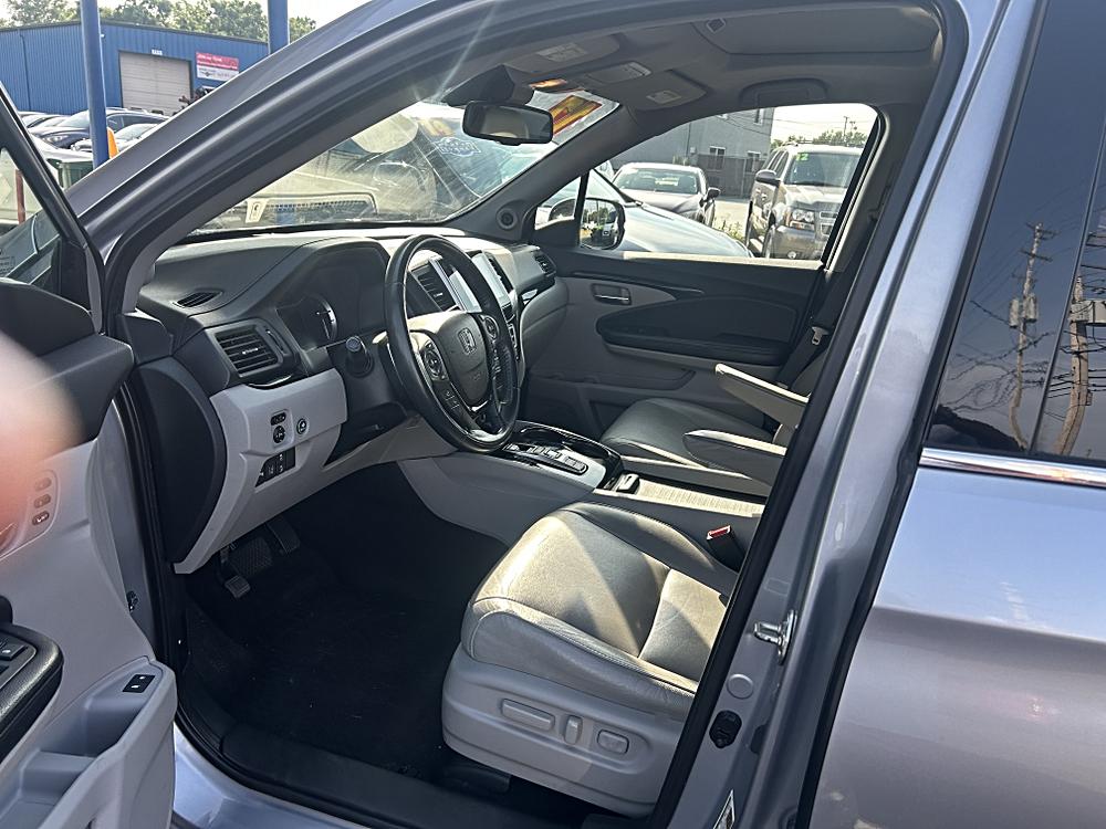2017 Honda Pilot Touring - Photo 9